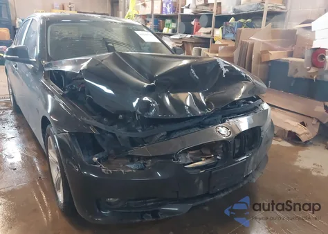 2014 BMW 320I xDrive z USA, uszkodzony, nr VIN WBA3C3G5XENS70111